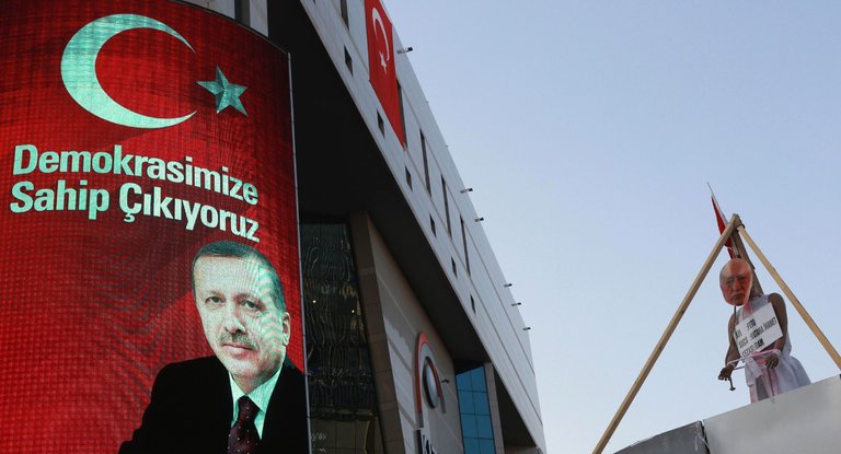 Turks Can Agree on One Thing: U.S. Was Behind Failed Coup