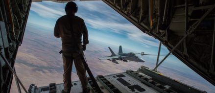 Sumos provide aerial refueling during exercise Pitch Black 2016