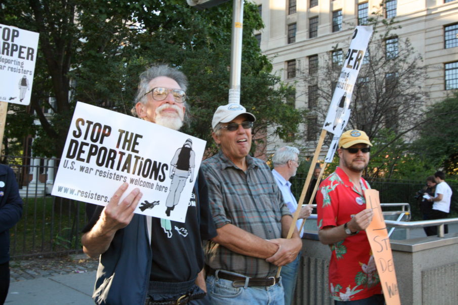 American Iraq War deserters beg to stay in Canada