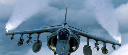 Aircraft recovery Marines rise to help with Harrier pilots recertification