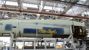 A Blue Angel jet undergoes center barrel replacement