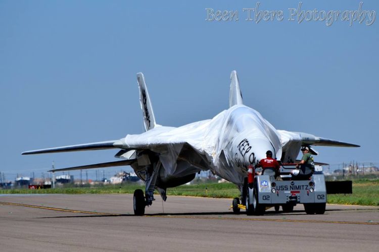 Photos: F-14A Tomcat “Fast Eagle 102” Restored