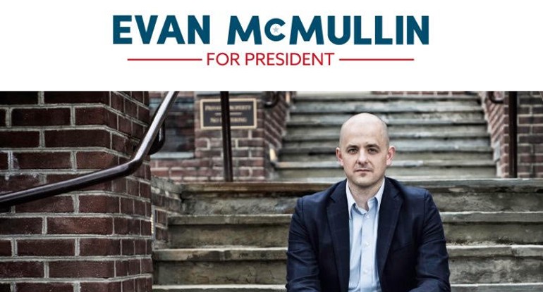 A former CIA officer wades into the presidential bid knife fight