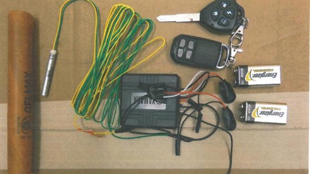 FBI: Houston man arrested in plot to bomb building