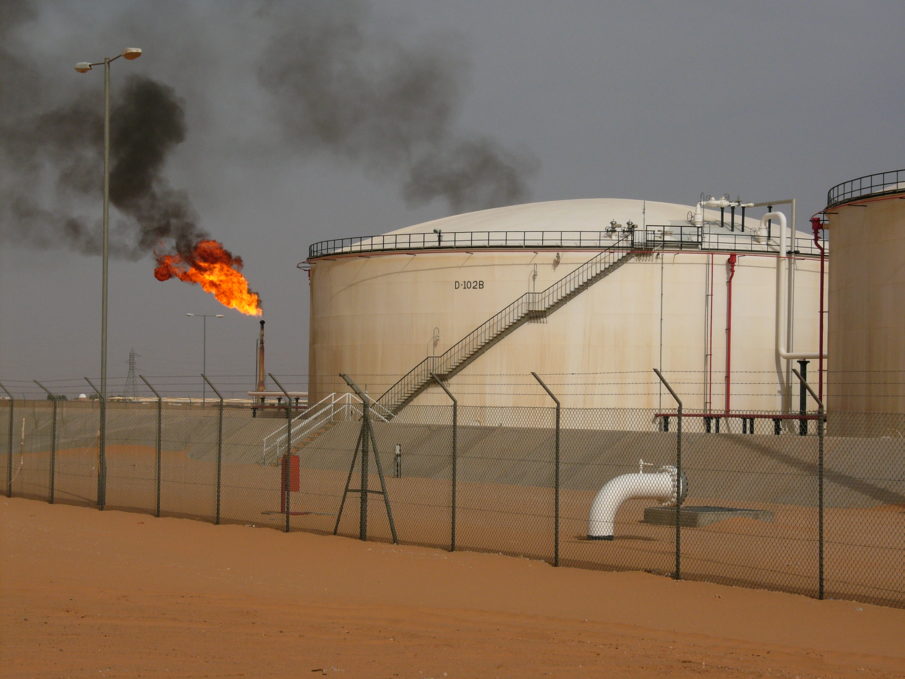 Libyan general seizes key oil terminals from militia