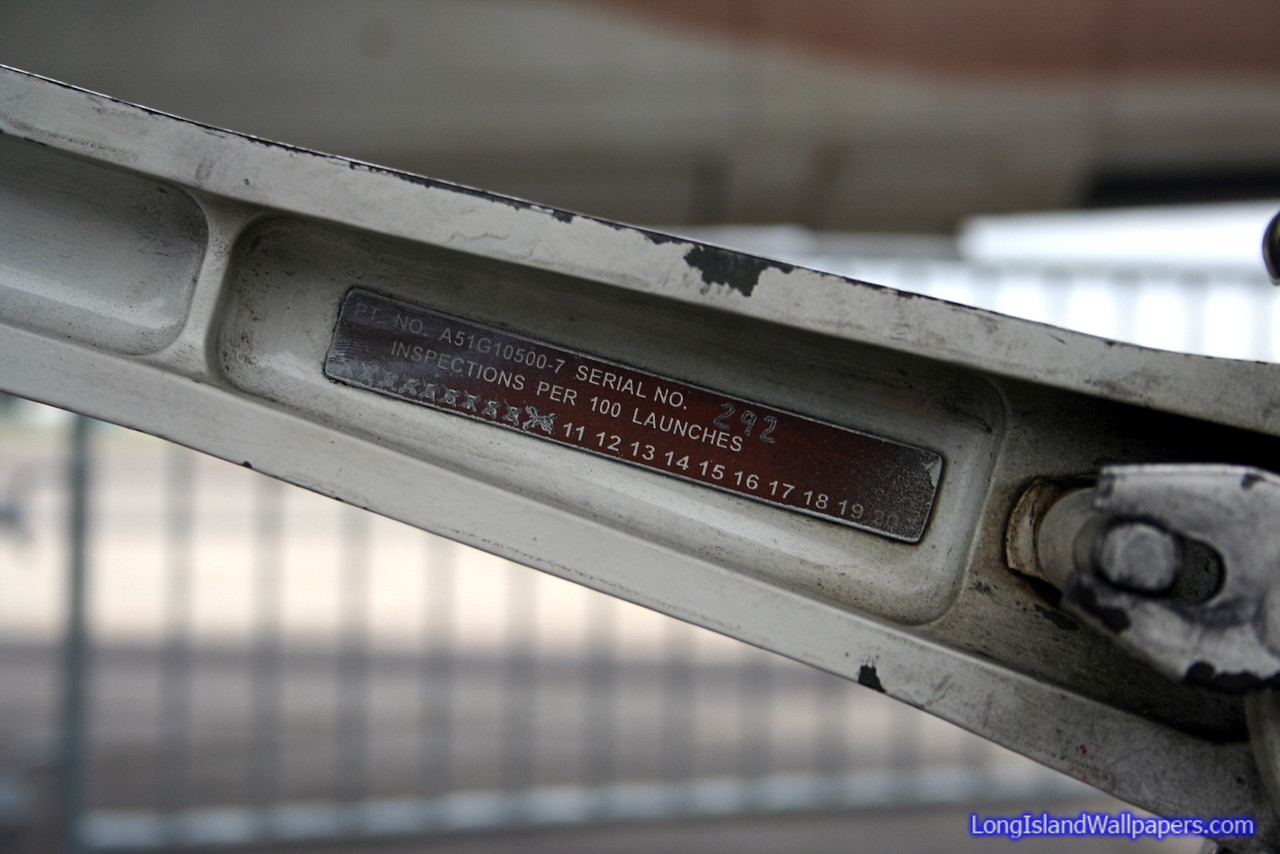 Launch bar inspection tag