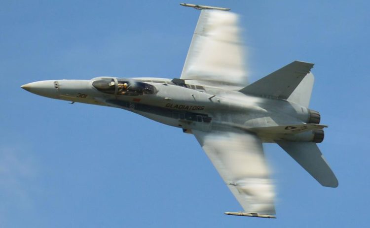 Watch: F-18C Double Immelmann 360 Degree View!!