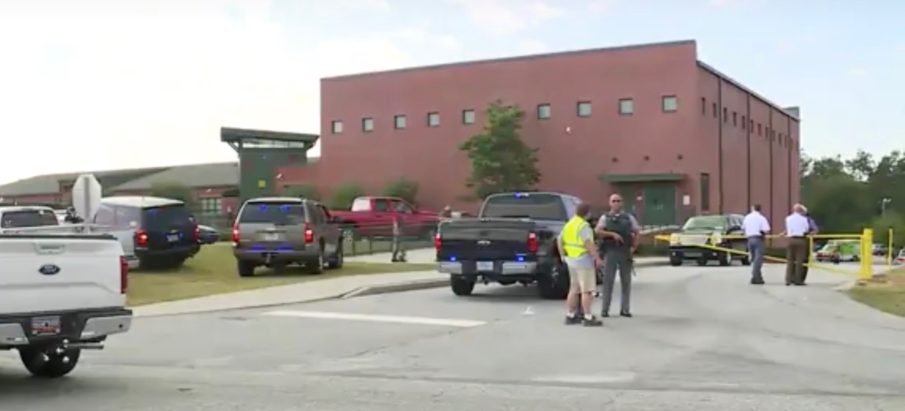 Shooting at an elementary school in Anderson County, SC, one person in custody