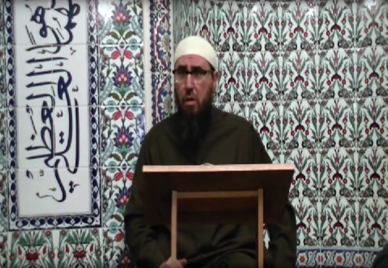 Extremist Imam Tests F.B.I. and the Limits of the Law