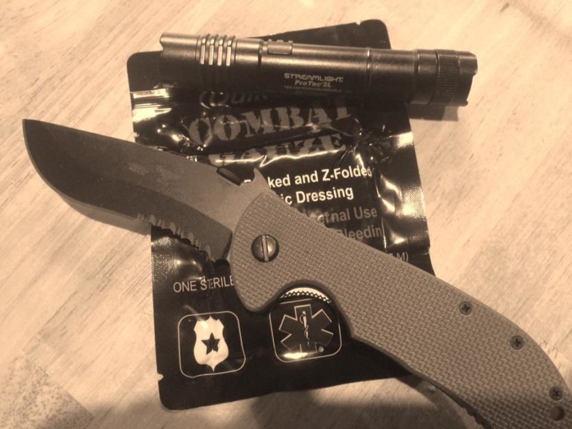 You should always have a blade in your everyday carry
