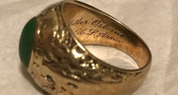 636106575428076973-inside-ring