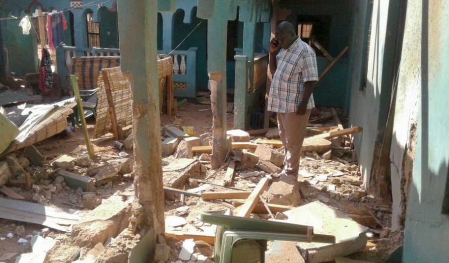 Hotel in Kenya bombed by al Shabaab, 12 people killed