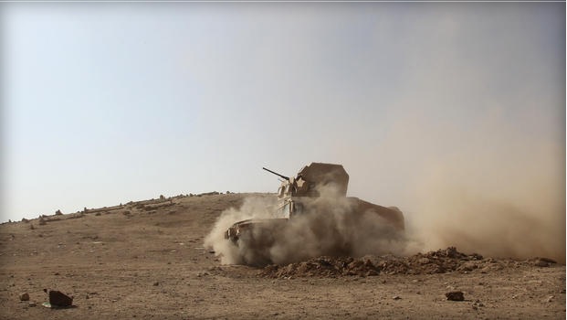 In dawn assault, Iraqi Special Forces near Mosul from east