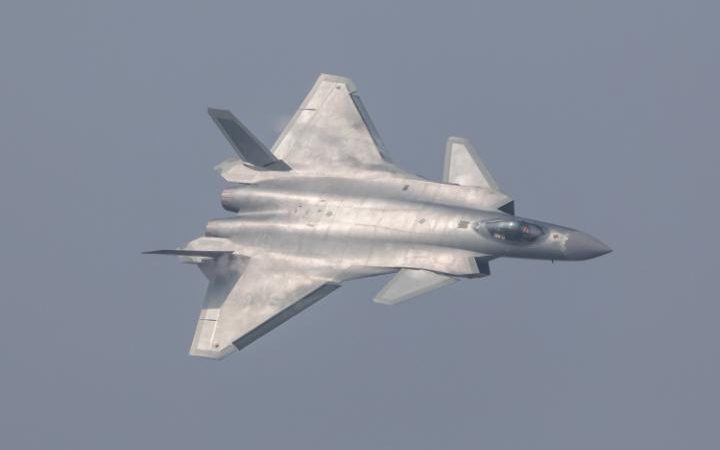 China’s J-20 Stealth Fighter Jet Debuts at Air Show
