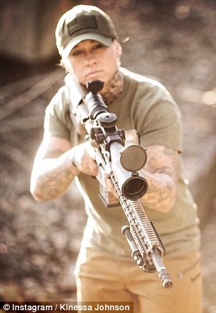 2750b25100000578-0-image-m-42_1428293447886