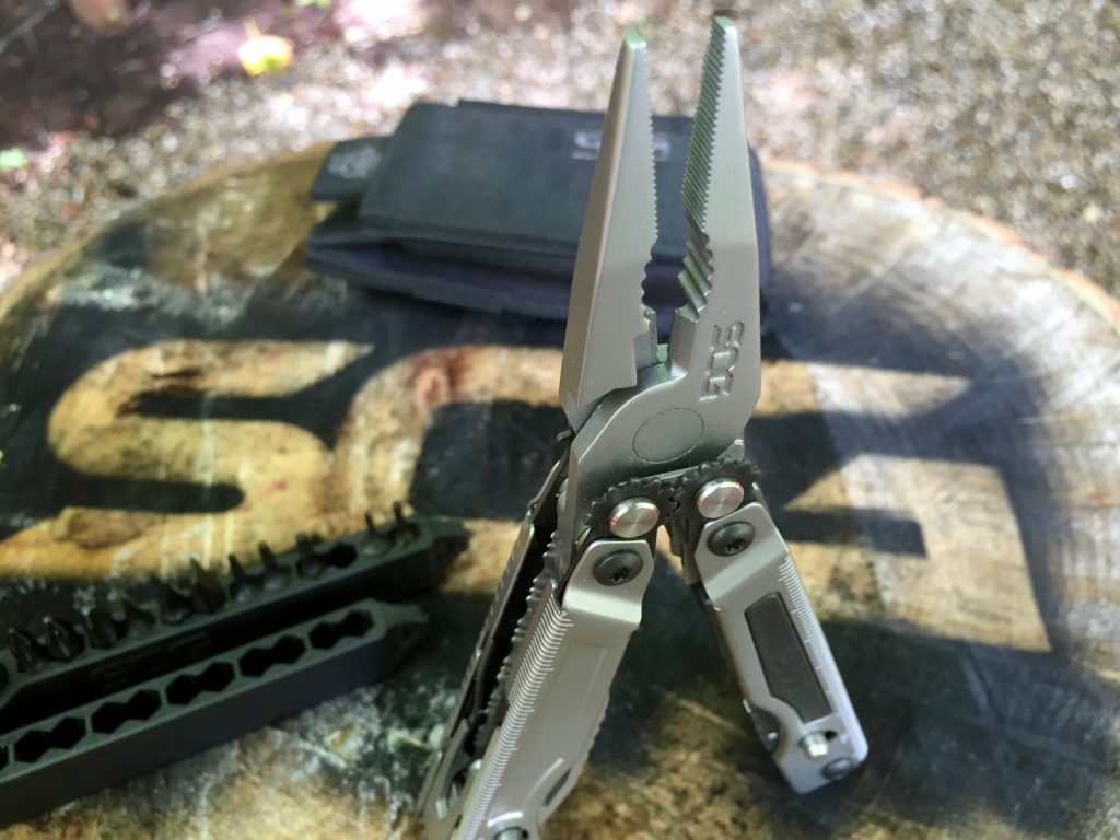 SOG Powerplay Multi-Tool: Review