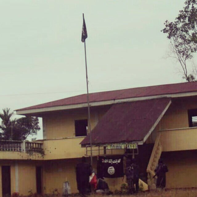 A weekend siege in the southern Philippines reportedly leaves 11 ISIS sympathizers dead