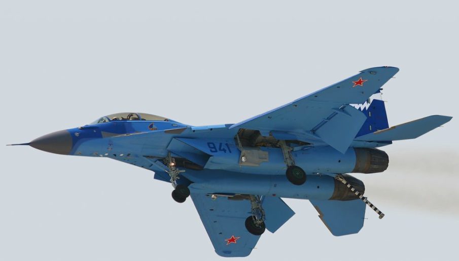 Russian Jet Crashes Off Syria While Trying to Land on Carrier Kuznetsov