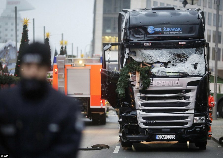 Berlin Police: Uncertain if they detained the right person in the deadly truck attack