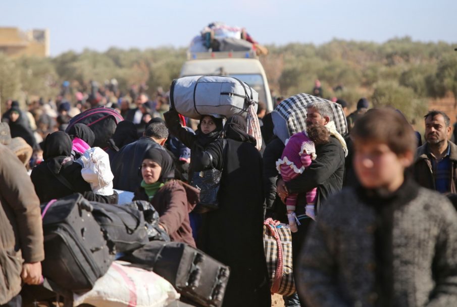 Syria suspends offensive in Aleppo to allow evacuations, Russia says