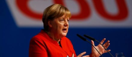 Angela Merkel calls for ban on full-face veils in Germany