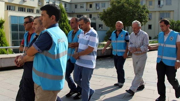 Turkey seeks arrest of university academics in Gulen-related probe: media