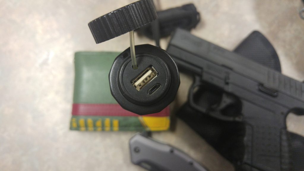 SunJack Lightstick Mini | A Dual Purpose Gadget