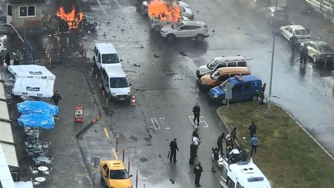 Watch: Video of the car bomb near the courthouse in Izmir, Turkey