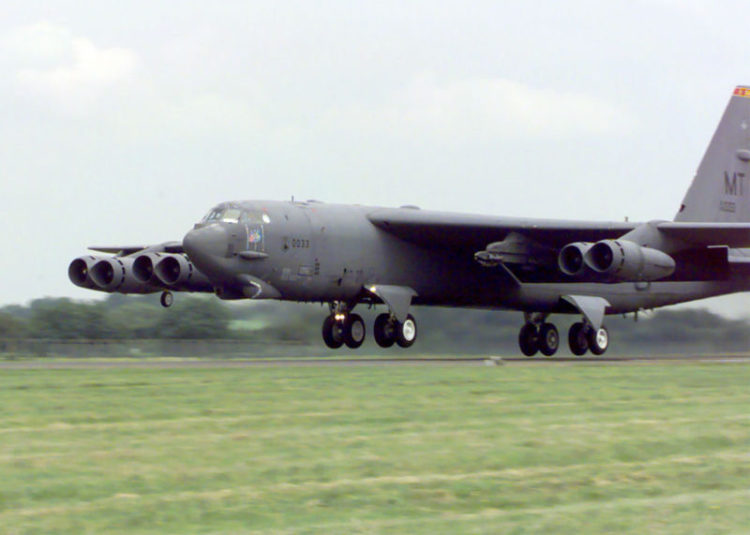 Air Force B-52 Engine Disintegrates – Falls Off in Flight