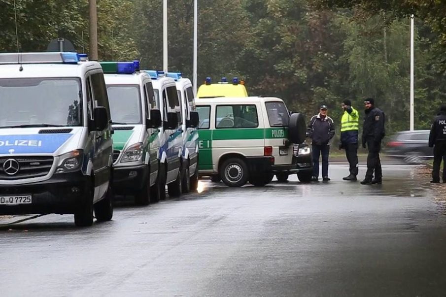 Explosives found in German apartment ‘linked to right-wing terrorists’