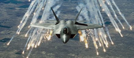 Start your 2017 with a Bang! Some F-22 Raptor mania!