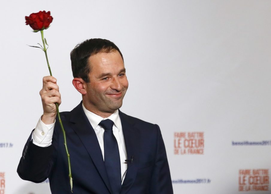 French left chooses a presidential candidate, in an almost hopeless race