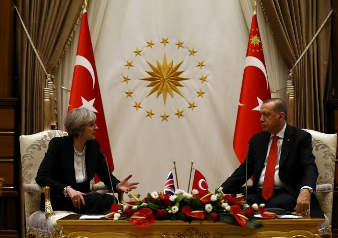 UK Prime Minister May seals fighter jet deal with Turkey