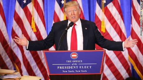 No, President Trump is not mobilizing the National Guard to round up immigrants