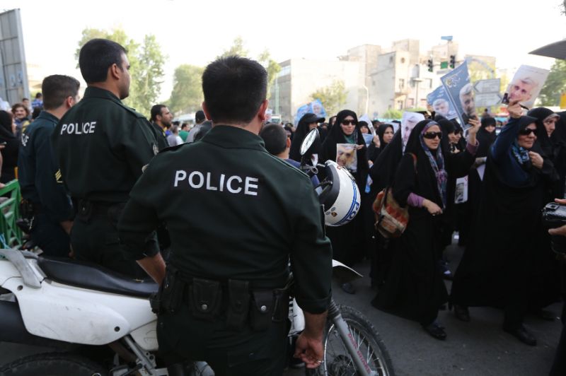 Iran says holds eight foreigners planning attacks