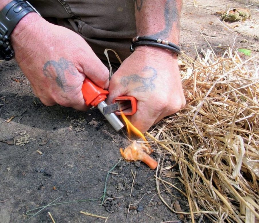 UST StrikeForce Fire Starter