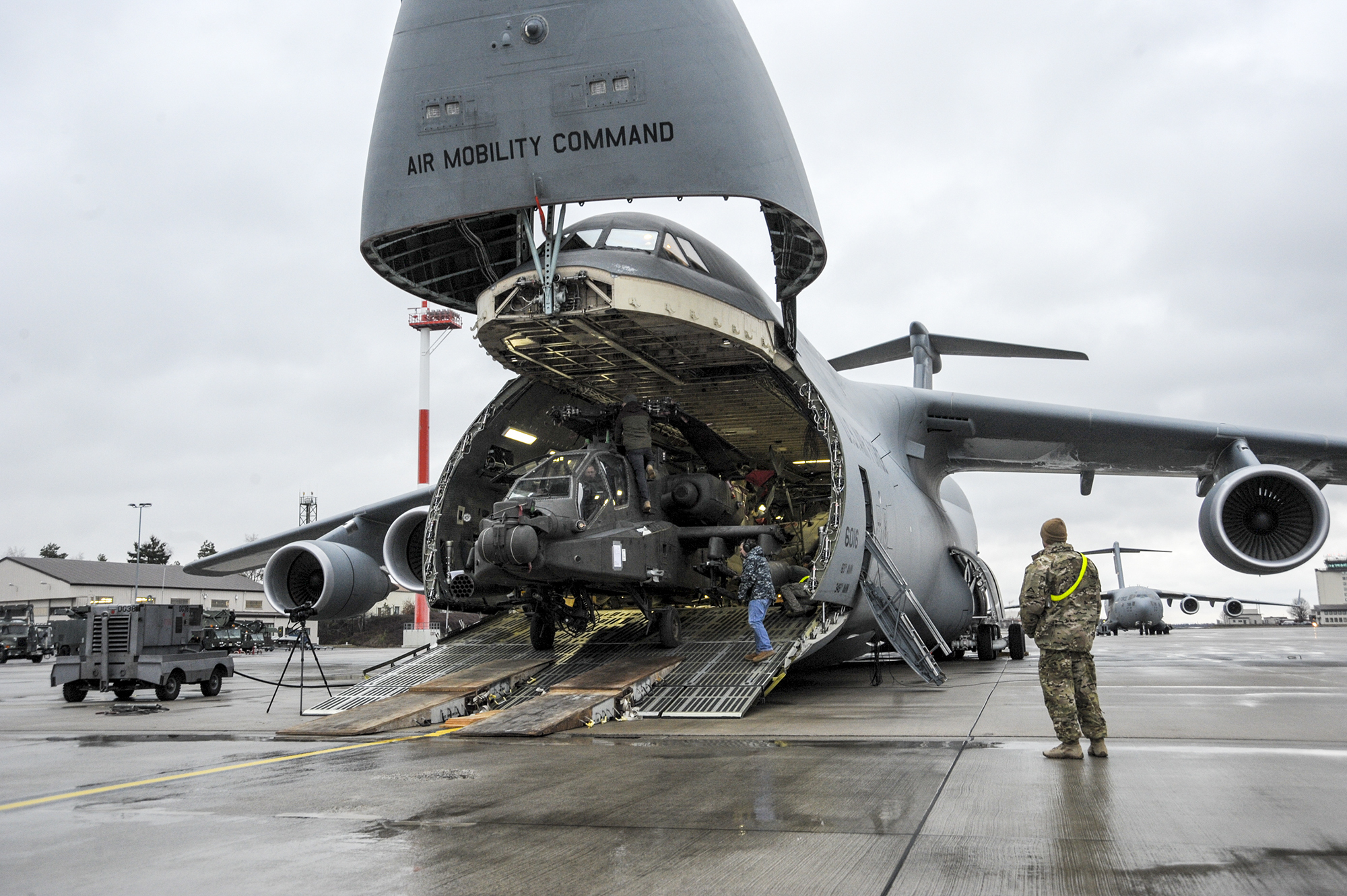 Question: How Many Apache Helicopters Can a C-5 Hold? Answer Inside…