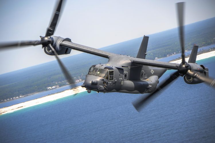 Watch: 10 USAF CV-22 Osprey Tilt-Rotor Aircraft Fly in Formation
