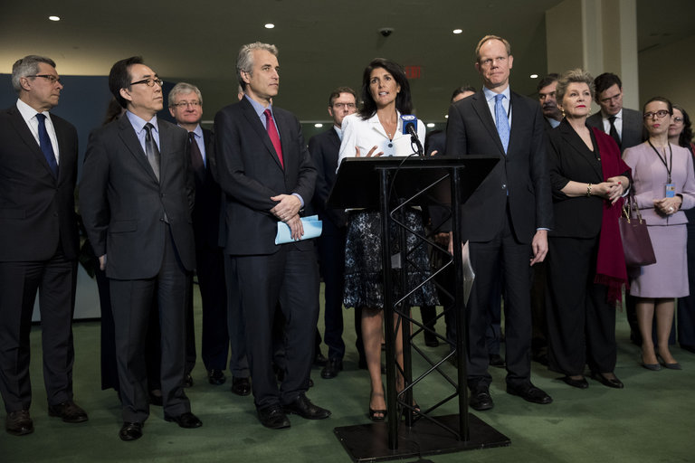 US and as many as 40 other nations boycott UN talks on a nuclear ban