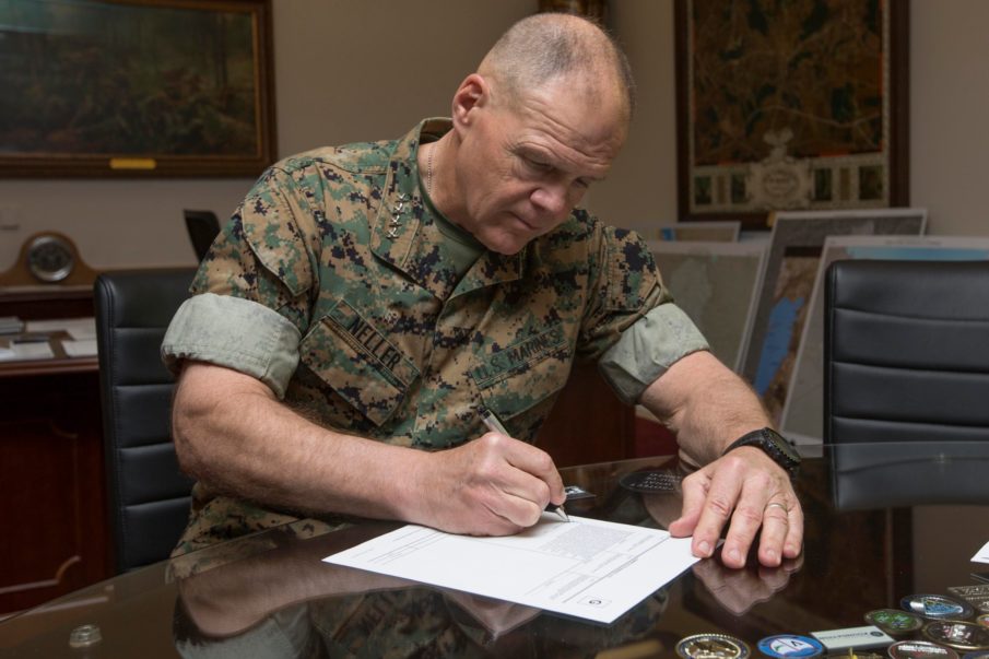 Marine Commandant sets the example on social media… but gender issues persist