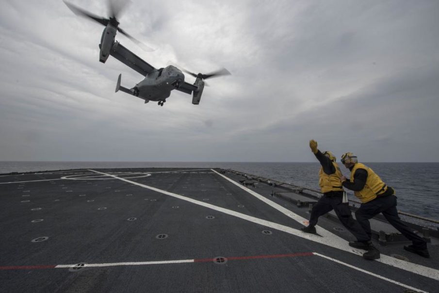 Picture of the day: MV-22 Osprey landing on USS Ashland (LSD 48)