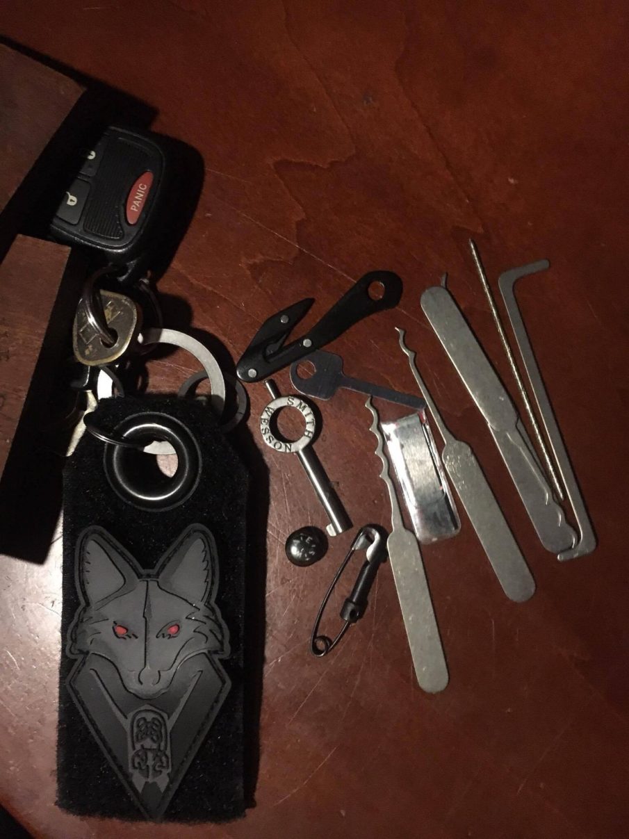 Rogue Stash Tag | A traveler’s Escape & Evasion kit