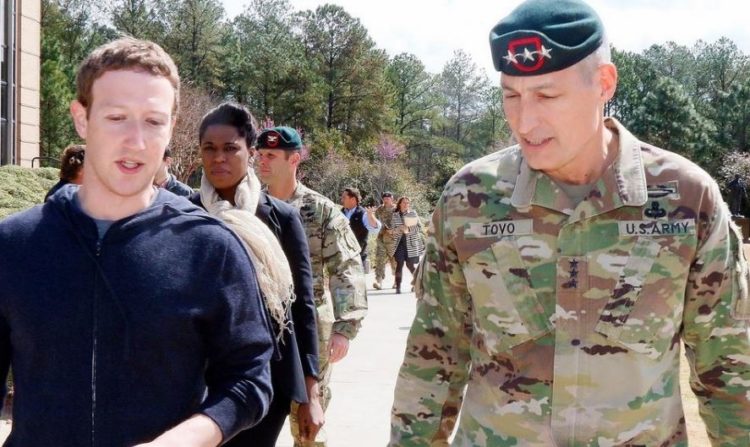 Facebook CEO Zuckerberg Visits Ft. Bragg, USASOC