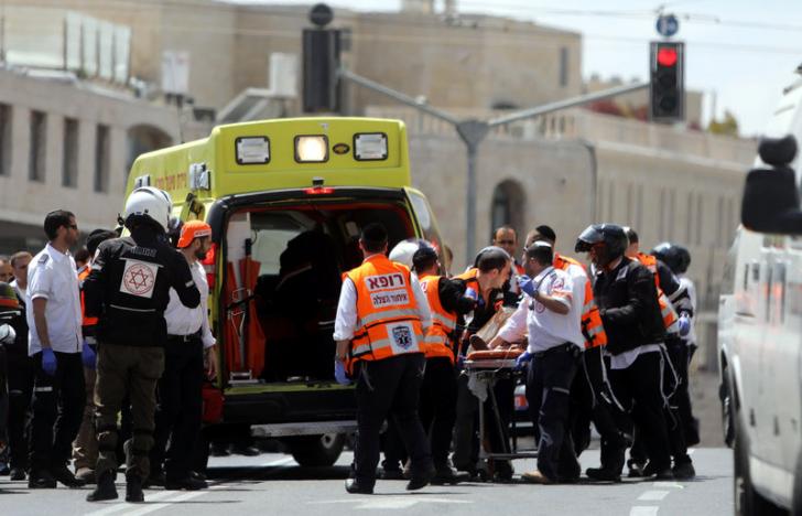 Palestinian man fatally stabs British woman on Jerusalem train