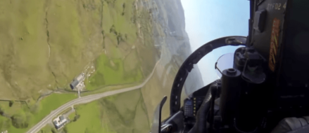 Flying the ‘Mach Loop’ at low level! Must watch if you like it low & fast!