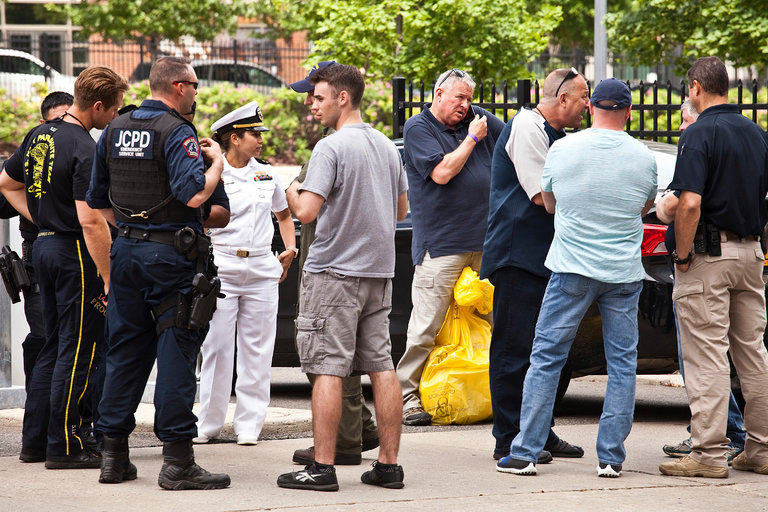 Navy SEAL and member of the Leap Frogs dies in parachute accident