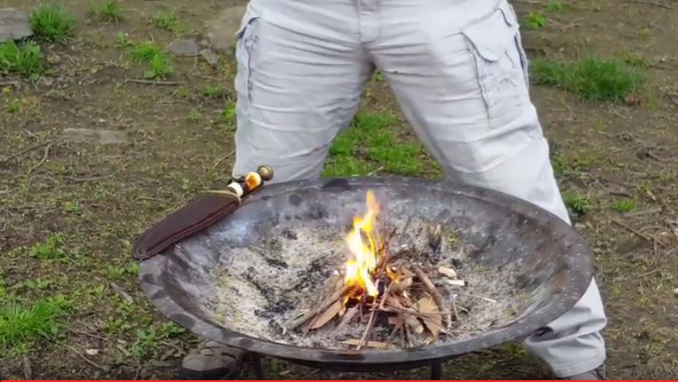 Special Operations Bushcraft | Lighter Knot is an easy fire starter