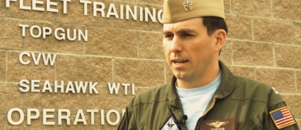 Watch: Top Gun: 31 years later – Buzzing the tower & Tom Cruise about getting sick in the F-14