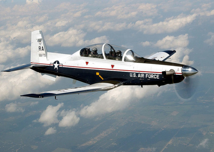 Watch: Air Force Student Pilot Training T-6A Texan II Touch & Go Landings