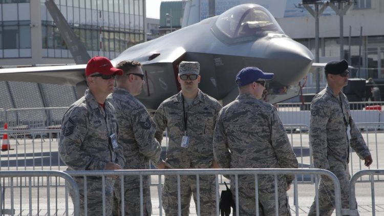 Lockheed Martin Hopeful Canada Will Purchase the F-35 and not F-18 Super Hornets